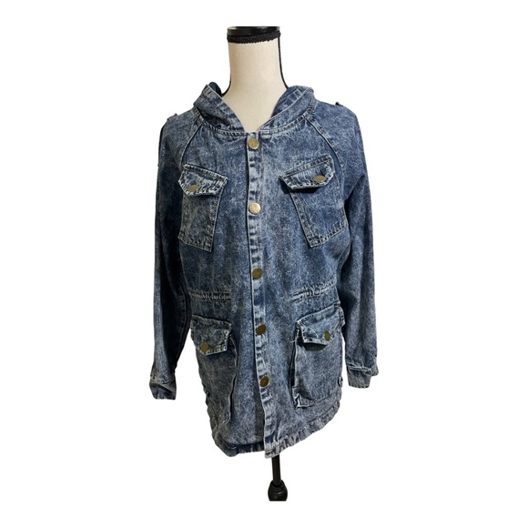 Bodyline womens jean jacket hooded snap buttons drawstring inside waist.Small - Picture 1 of 11
